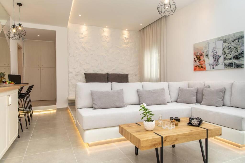 Arktos Luxury Apartment Naxos City Экстерьер фото